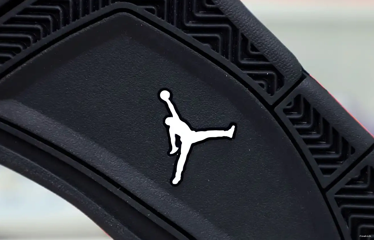 AIR THUNDER' 'RED RETRO JORDAN 4 0606